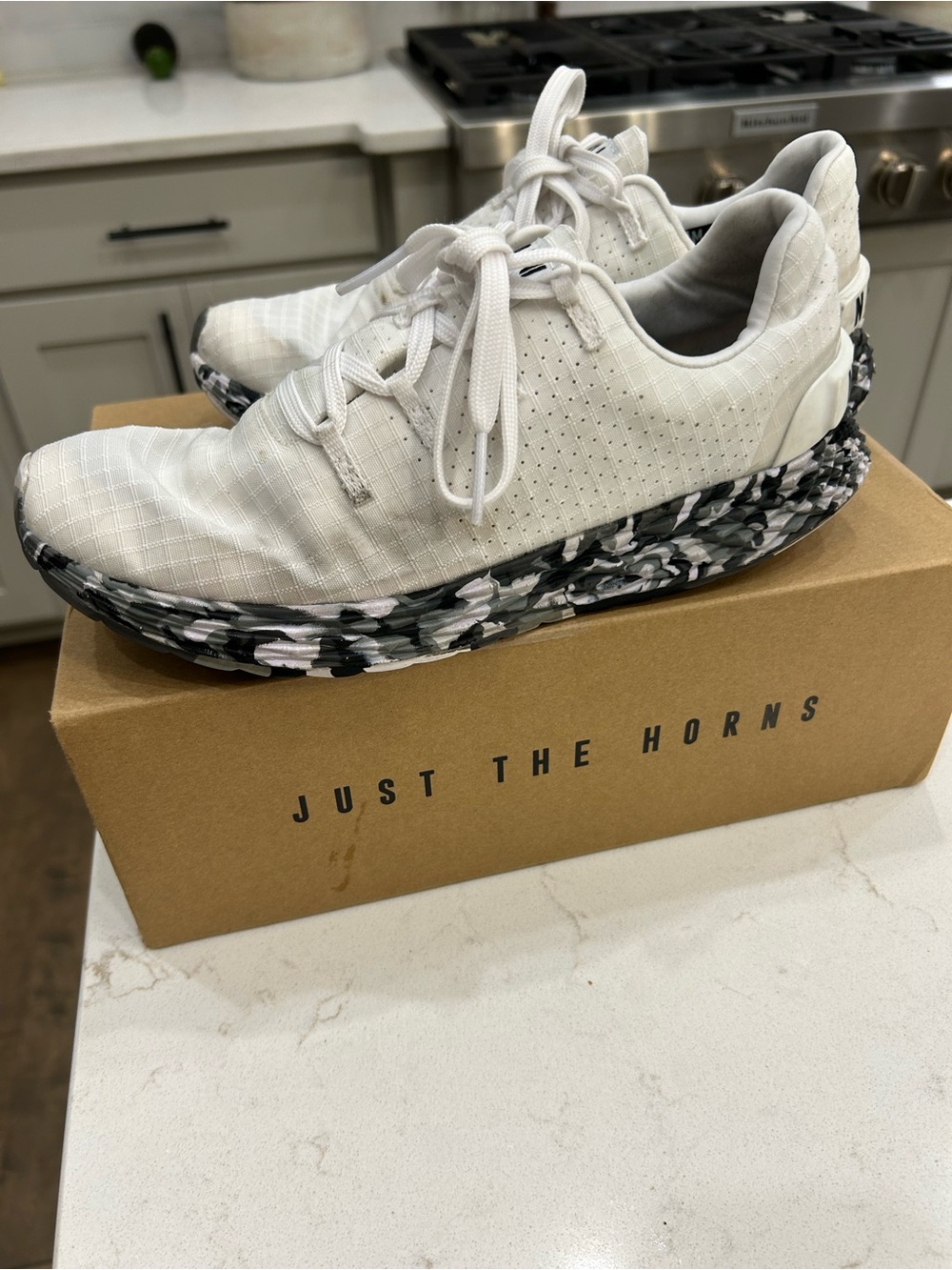NOBULL White Sneakers with Camouflage Pattern Sole